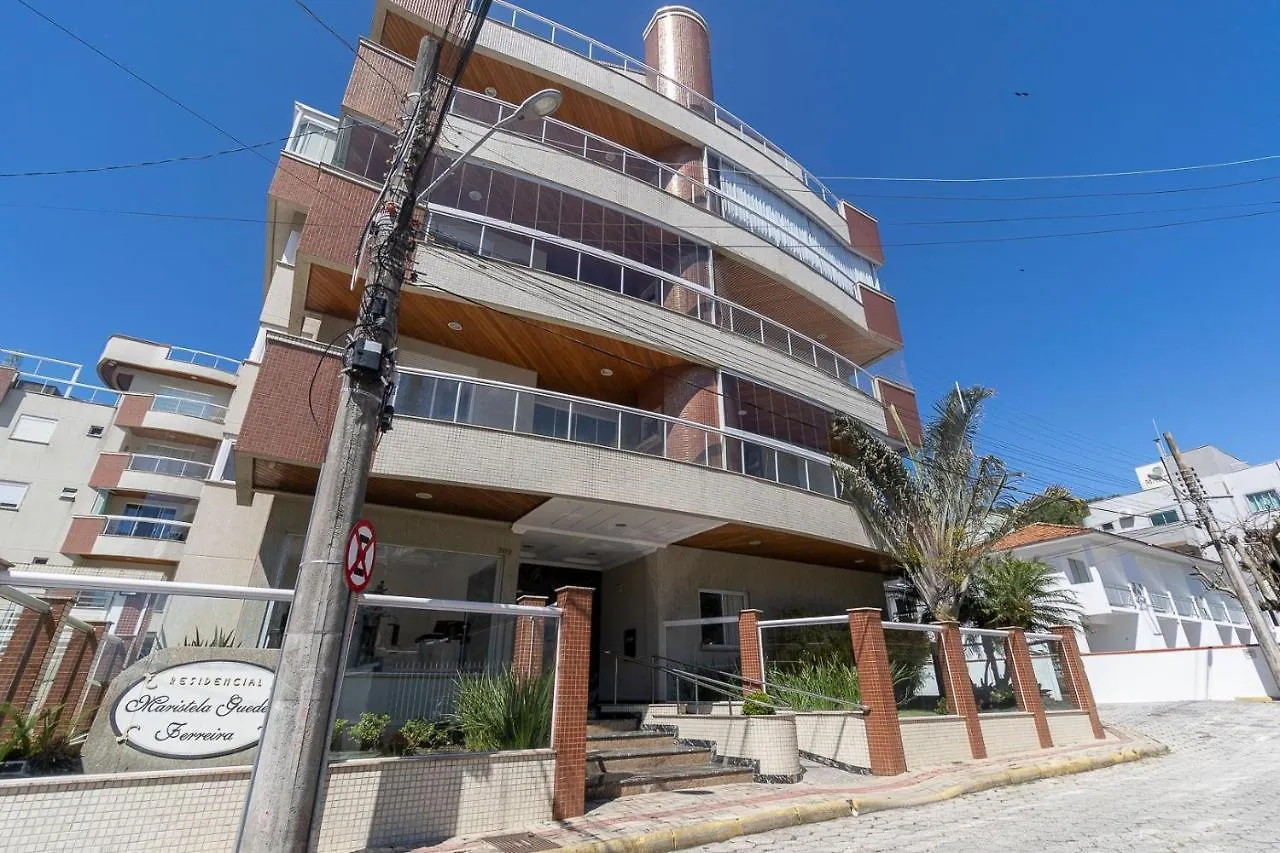 Maristela 201 - Apartamento Na Praia De Bombas Com Vista Para O Mar - A Poucos Passos Da Praia - Bombinhas 0*,